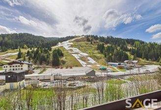 wenige Schritte von der Piste 