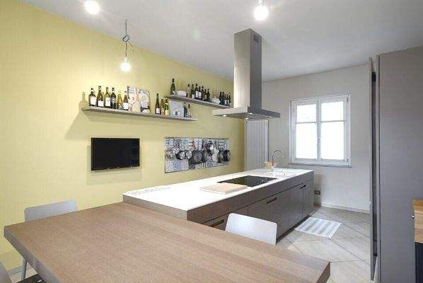 elegantes Haus im Zentrum von Canale –  Piemont