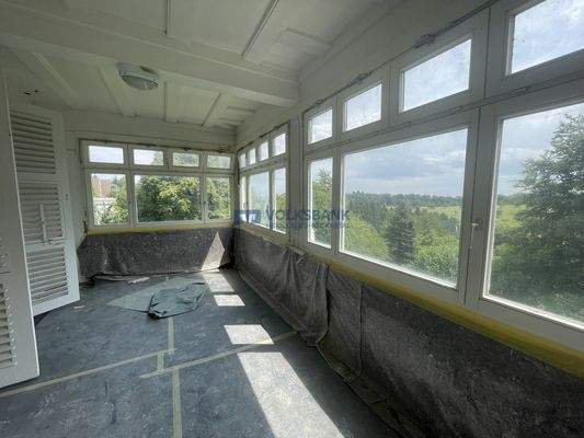 Wintergarten mit sehr schönem Blick