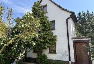 Charmantes Einfamilienhaus mit Potential 