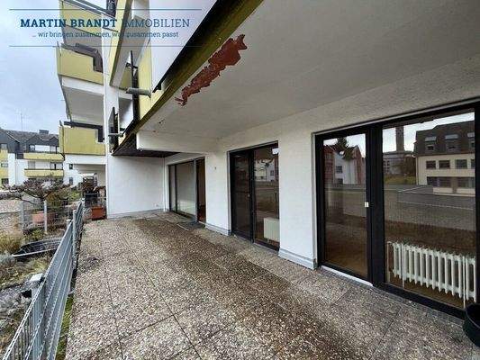 großzügige Terrasse