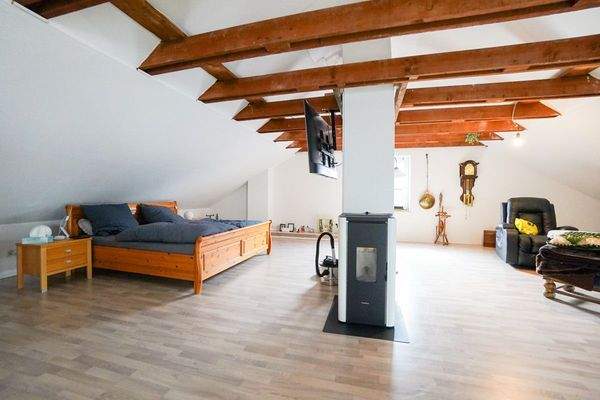 Schlafzimmer mit Ankleide