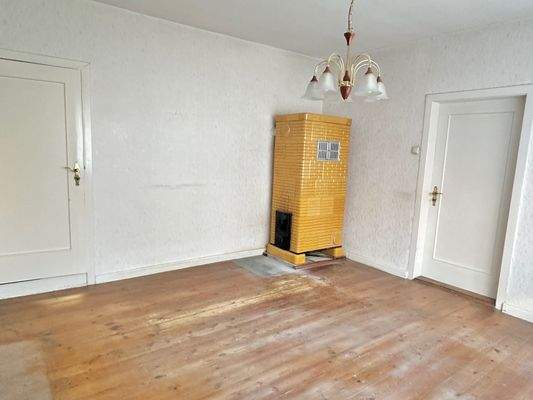 Klassischer Kamin im Wohnzimmer EG