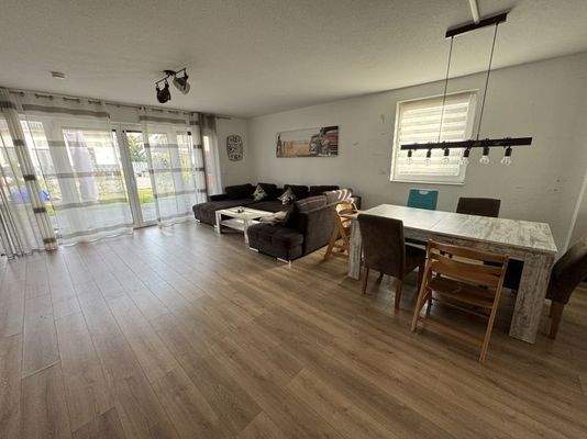 Ansicht_WohnEssbereich_4