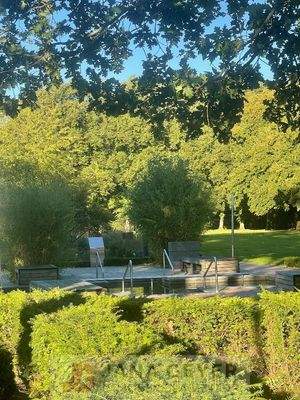 Kneippanlage zwischen den Rosen