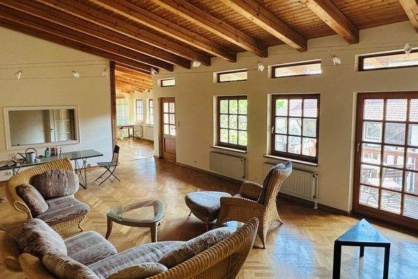 offener, heller Wohnbereich (Einliegerwohnung)