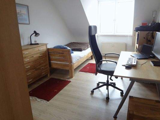 Kinder-/Arbeits-/Gästezimmmer