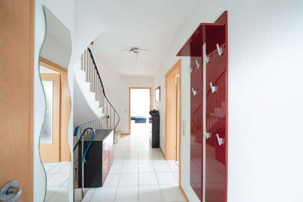 Erdgeschoss Flur_Objekt Ichenhausen Oxenbronn