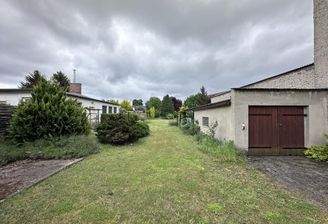 Garag und Grundstück