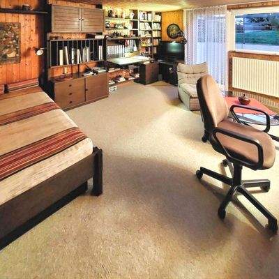 Büro- / Hobbyraum im UG