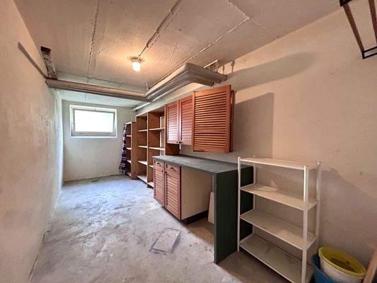 Geräumiger Kellerraum