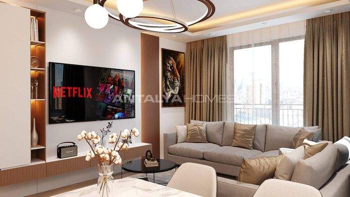 Newly-Built Properties in a Beachside Complex with Pool in Mersin