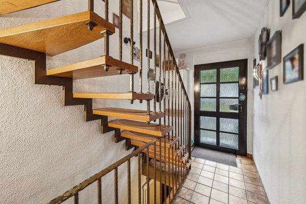 Eingangsbereich und Treppenhaus