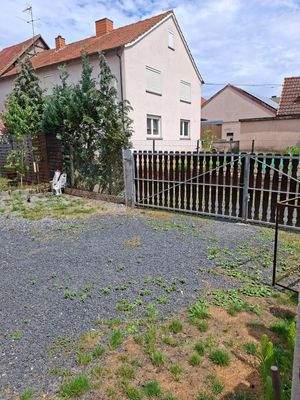 Toreinfahrt zum Garten