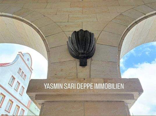 8F67DF60-2208-45BE-94EF-421213DFB801