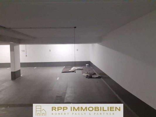 Tiefgaragenplatz NR 8