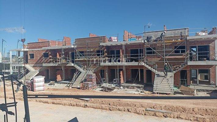 Elegant Coastal Apartments in Mil Palmeras Pilar de la Horadada