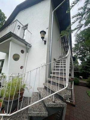 Separater Aufgang OG