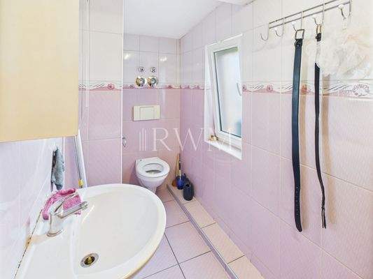 OG 2 Gemeinschafts Badezimmer