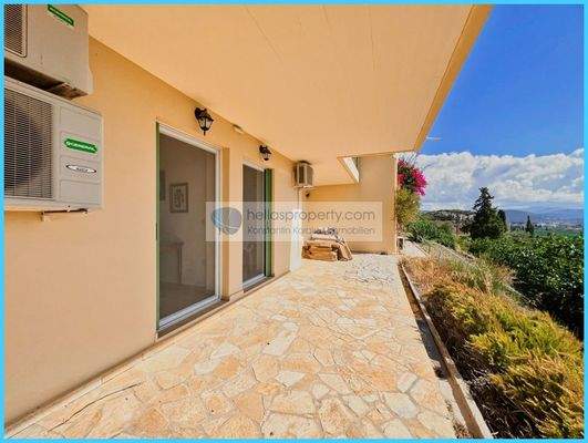 ef09eb1aca8440e1b8244a09f4662c19-original