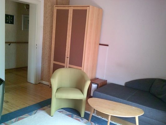 Wohnraum mit Balkon