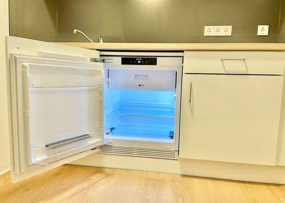 Kühlschrank + Gefrierfach