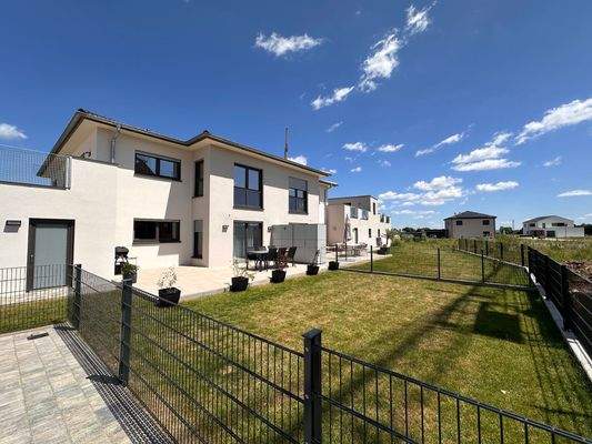 Garten und Terrassenwohnung