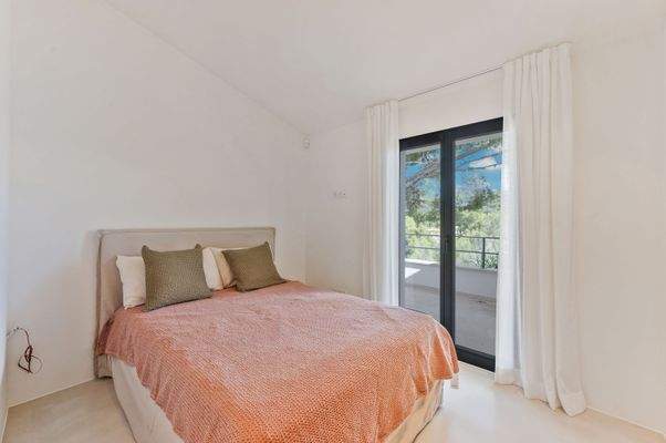 3rd Master bedroom in villa in Costa d_en Blanes