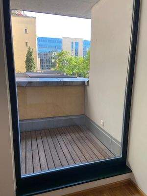 Blick auf Balkon (2)