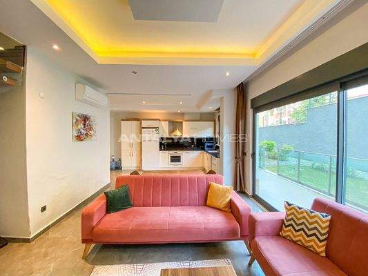 Furnished Property in a Complex 500 M from the Sea in Alanya