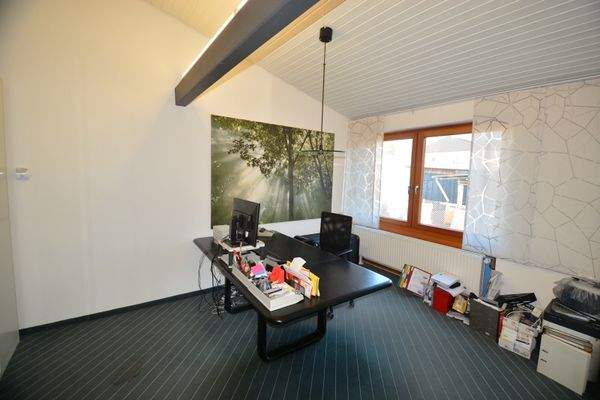 Büro 4