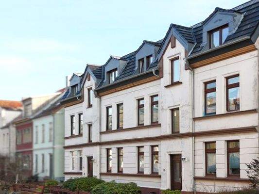 seitliche Vorderansicht von rechts