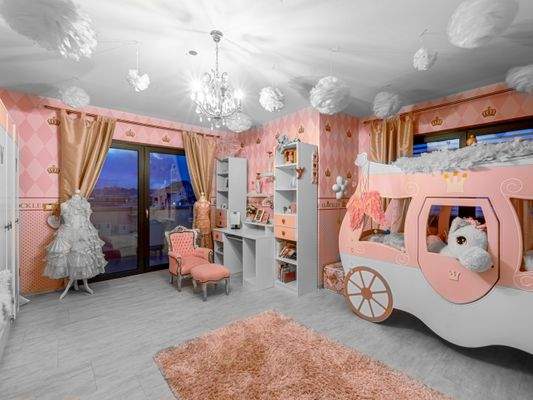 Kinder- oder Arbeitszimmer 1.OG.jpg