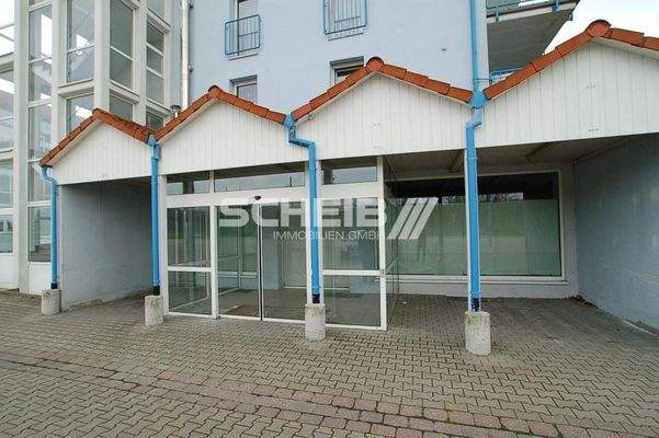 Eingang mit Windfang