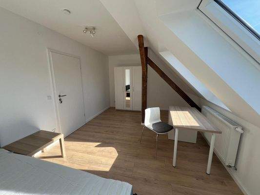 WG Zimmer (Dachgeschoss links)
