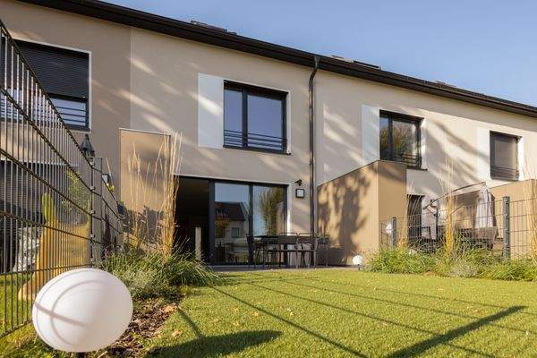 13_145 m__Familienglück_Garten