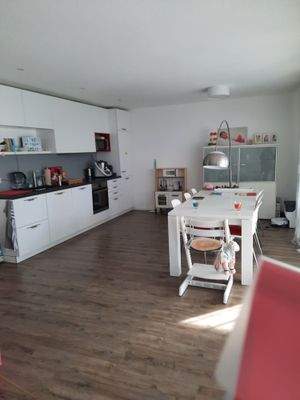 Offene Küche mit Essbereich