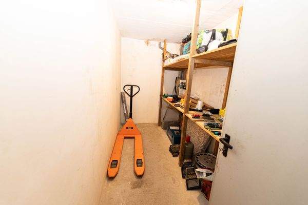Abstellraum-Garage.jpg