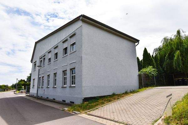 Hausansicht Straßenseite