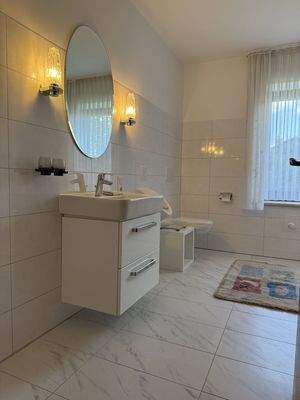 Badezimmer im EG