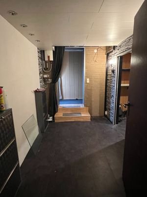 Durchgangszimmer EG in Anbau