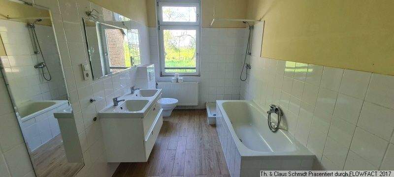 Modernisiertes Badezimmer