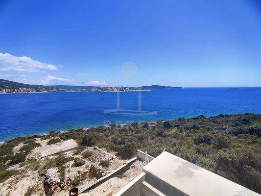 Nur 90 Meter vom glitzernden Meer