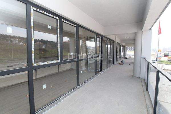Offices and Shops in an Advantageous Location in Yalova