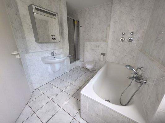 Helles Tageslicht-Bad