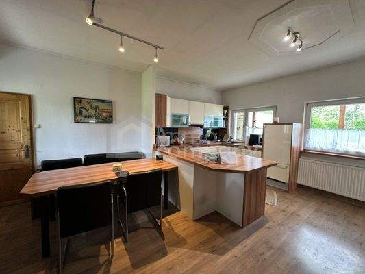 Küche mit Essplatz