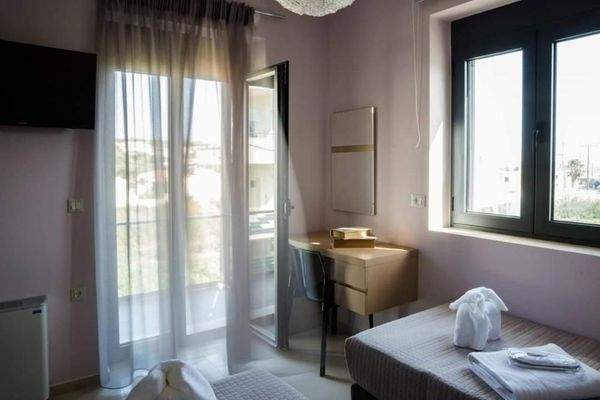 Kreta - Steinvilla mit Pool in Almyrida zu verkaufen