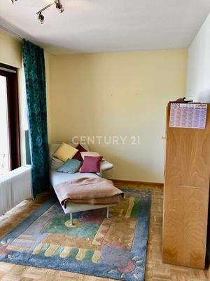 Zimmer - 1. OG mit Balkon-2