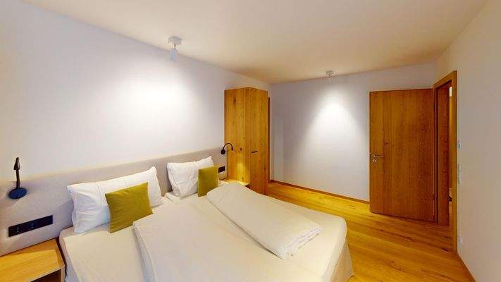 104-Chalet-Zwieselstein-Bedroom.jpg
