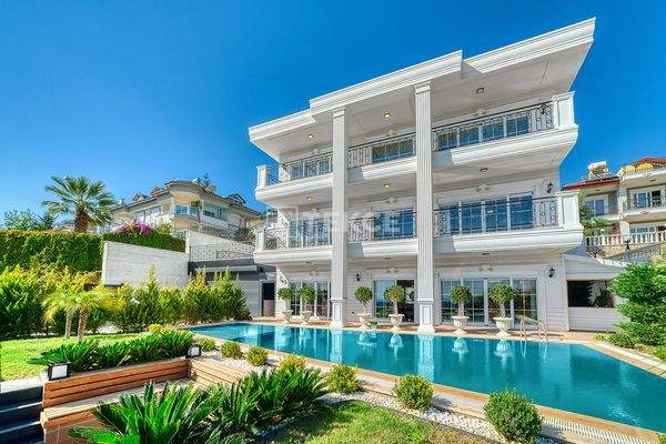 Stunning City and Sea View Villa in Alanya Turkey